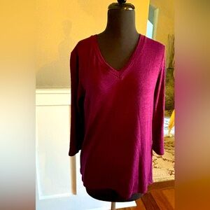 Lightweight Burgundy  3/4 sleeve top